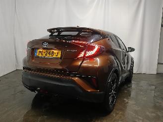 Toyota C-HR C-HR (X1,X5) SUV 1.8 16V Hybrid (2ZRFXE) [90kW]  (10-2016/...) picture 5