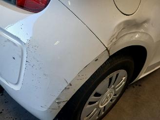 Volkswagen Up! Up! (121) Hatchback 1.0 12V 60 (CHYA) [44kW]  (08-2011/08-2020) picture 16