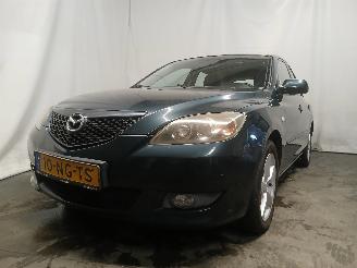 ojeté vozy osobní automobily Mazda 3 3 Sport (BK) Hatchback 2.0i 16V (LF72) [110kW]  (10-2003/12-2009) 2003/9