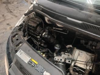 Volkswagen Transporter Transporter T6 Van 2.0 TDI DRF (CXGB) [75kW]  (04-2015/12-2019) picture 24