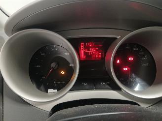 Seat Ibiza Ibiza ST (6J8) Combi 1.2 TDI Ecomotive (CFWA) [55kW]  (04-2010/05-2015=
) picture 21