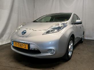 Käytettyjen passenger cars Nissan Leaf Leaf (ZE0) Hatchback Leaf (EM61) [80kW]  (11-2010/12-2017) 2012/3
