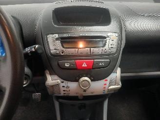 Toyota Aygo Aygo (B10) Hatchback 1.0 12V VVT-i (1KR-FE) [50kW]  (07-2005/05-2014) picture 14