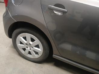 Volkswagen Polo Polo V (6R) Hatchback 1.6 TDI 16V 90 (CAYB(Euro 5)) [66kW]  (06-2009/0=
5-2014) picture 22