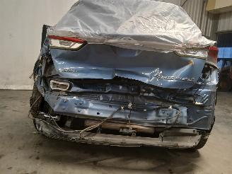 Toyota Auris Auris (E18) Hatchback 5-drs 1.8 16V Hybrid (2ZRFXE) [100kW]  (10-2012/=
03-2019) picture 25