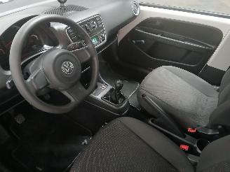 Volkswagen Up! Up! (121) Hatchback 1.0 12V 60 (CHYA) [44kW]  (08-2011/08-2020) picture 12