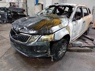 Uttjänta bilar auto Skoda Octavia Octavia Combi (5EAC) Combi 5-drs 1.0 TSI 12V (DKRF) [85kW]  (05-2016/0=
7-2020) 2019/4