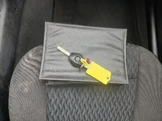 BMW 3-serie 3 serie (E46/4) Sedan 323i 24V (M52TU-B25(256S4)) [125kW]  (03-1998/09=
-2000) picture 20