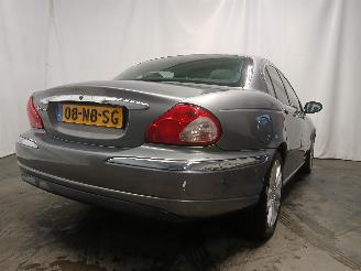 Jaguar X-type X-type Sedan 2.1 V6 24V (YB(AJ-V6)) [115kW]  (03-2002/11-2009) picture 5