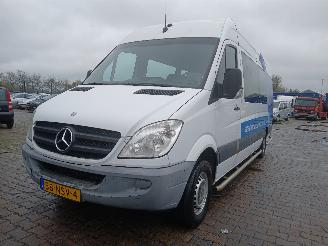 krockskadad bil auto Mercedes Sprinter Sprinter 3,5t (906.73) Bus 311 CDI 16V (OM646.985) [80kW]  (06-2006/12=
-2009) 2010/11