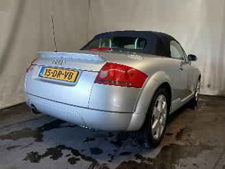 Audi TT TT Roadster (8N9) Cabrio 1.8 20V Turbo (AWP) [132kW]  (10-1999/02-2007=
) picture 5