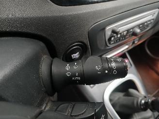 Renault Scenic Grand Scénic III (JZ) MPV 1.6 dCi (R9M-402(R9M-A4)) [96kW]  (04-2011=
/12-2016) picture 15