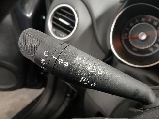 Fiat Punto Punto III (199) Hatchback 0.9 TwinAir (312.A.2000) [63kW]  (03-2012/..=
=2E) picture 14