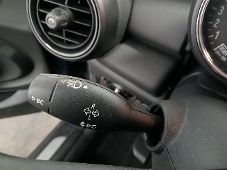 Mini Mini Mini (F56) Hatchback 3-drs 1.5 12V One D (B37C15A) [70kW]  (03-2014/..=
=2E) picture 16