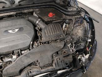 Mini Mini Mini (F56) Hatchback 3-drs 1.5 12V One D (B37C15A) [70kW]  (03-2014/..=
=2E) picture 28