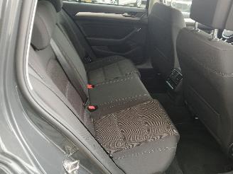 Volkswagen Passat Passat Variant (3G5) Combi 1.5 TSI 16V (DADA) [110kW]  (08-2018/03-202=
4) picture 9
