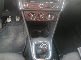 Volkswagen Polo Polo V (6R) Hatchback 1.2 TDI 12V BlueMotion (CFWA(Euro 5)) [55kW]  (1=
0-2009/05-2014) picture 18