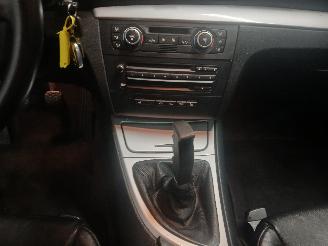 BMW 1-serie 1 serie (E88) Cabrio 120i 16V (N43-B20A) [125kW]  (12-2007/10-2013) picture 16