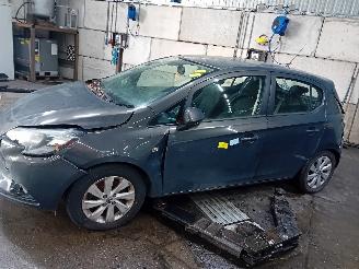 Vrakbiler auto Opel Corsa Corsa E Hatchback 1.3 CDTi 16V ecoFLEX (B13DTE) [70kW]  (09-2014/...) 2014/2
