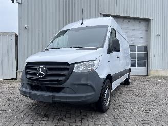krockskadad bil auto Mercedes Shuttle eSprinter 3,5t (907.6/910.6) Van 314 (780.681) [100kW]  (11-2023/...) 2021/10