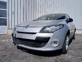 škoda osobní automobily Renault Mégane Megane III Berline (BZ) 5-deurs 1.5 dCi 110 (K9K-636) [81kW]  (04-2011=
/...) 2011/5