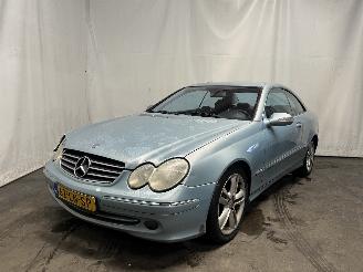 Voiture accidenté Mercedes CLK CLK (C209) Coupé 1.8 200 K 16V (M271.940) [120kW]  (09-2002/05-2009)= 2003/3