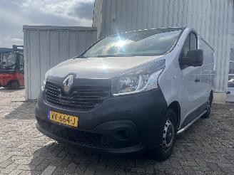 damaged passenger cars Renault Trafic Trafic (1FL/2FL/3FL/4FL) Van 1.6 dCi 115 (R9M-402(R9M-A4)) [85kW]  (05=
-2014/...) 2016/4