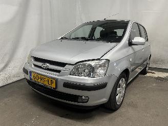 uszkodzony samochody osobowe Hyundai Getz Getz Hatchback 1.6i 16V (G4ED) [77kW]  (09-2002/09-2005) 2005/3