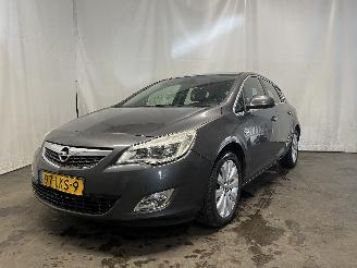 Vaurioauto  passenger cars Opel Astra Astra J (PC6/PD6/PE6/PF6) Hatchback 5-drs 1.4 Turbo 16V (A14NET(Euro 5=
)) [103kW]  (12-2009/10-2015) 2010/5