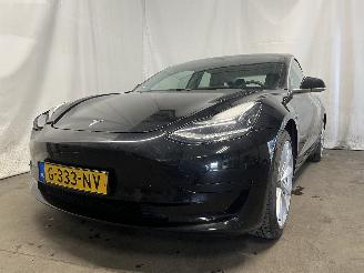 škoda osobní automobily Tesla Model 3 Model 3 Sedan Long Range 72kWh (3D6) [192kW]  (01-2017/...) 2019/11