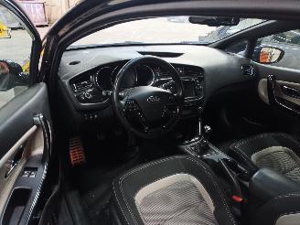 Kia Pro cee d Pro cee'd (JDB3) Hatchback 3-drs 1.6 GDI 16V (G4FD) [99kW]  (03-2013/1=
2-2018) picture 5