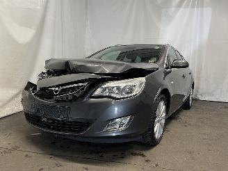uszkodzony samochody osobowe Opel Astra Astra J Sports Tourer (PD8/PE8/PF8) Combi 1.4 Turbo 16V (A14NET(Euro 5=
)) [103kW]  (10-2010/10-2015) 2012/8