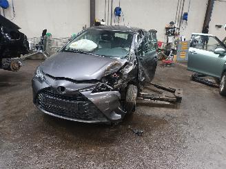 disassembly passenger cars Toyota Yaris Yaris III (P13) Hatchback 1.5 16V Dual VVT-iE (2NRFKE) [82kW]  (03-201=
7/09-2020) 2017/12