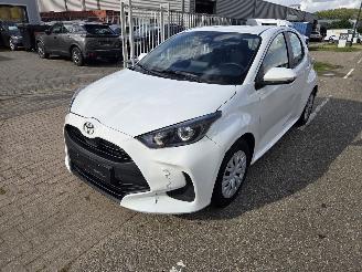 uszkodzony samochody osobowe Toyota Yaris Hybrid 2026/4