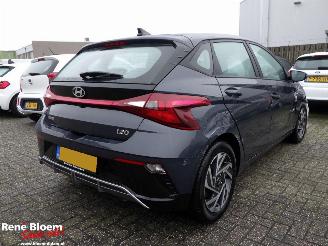 krockskadad bil auto Hyundai I-20 1.0 T-GDI Comfort Smart 99pk 2024/4