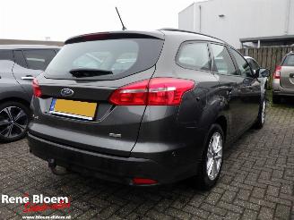 Damaged car Ford Focus 1.0 Lease Edition 101pk 2018/6