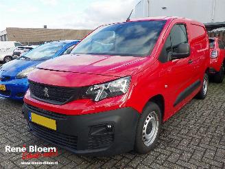 skadebil bedrijf Peugeot Partner 1.5 Blue HDI Premium 75pk 2021/3