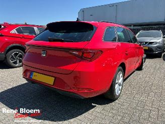 Auto incidentate Seat Leon 1.0 eTSI Style Business Intense DSG-automaat 100 pk 2022/5