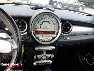 Mini Cabrio 1.6 Cooper S Chili 174pk Automaat picture 17