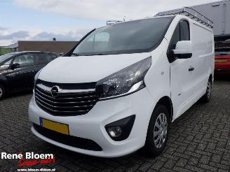 krockskadad bil bedrijf Opel Vivaro 1.6 CDTI L1H1 Ecoflex 125pk Airco 2018/1