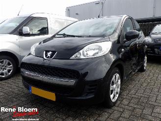 Schadeauto Peugeot 107 1.0 12V XS 5drs Airco 2011/6
