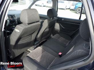 Volkswagen Golf 2.3 V5 HighLine 5drs 170pk picture 16