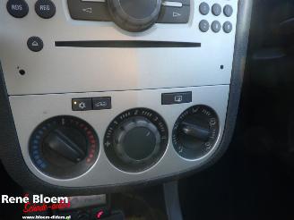 Opel Corsa 1.2 16V Edition Airco picture 17