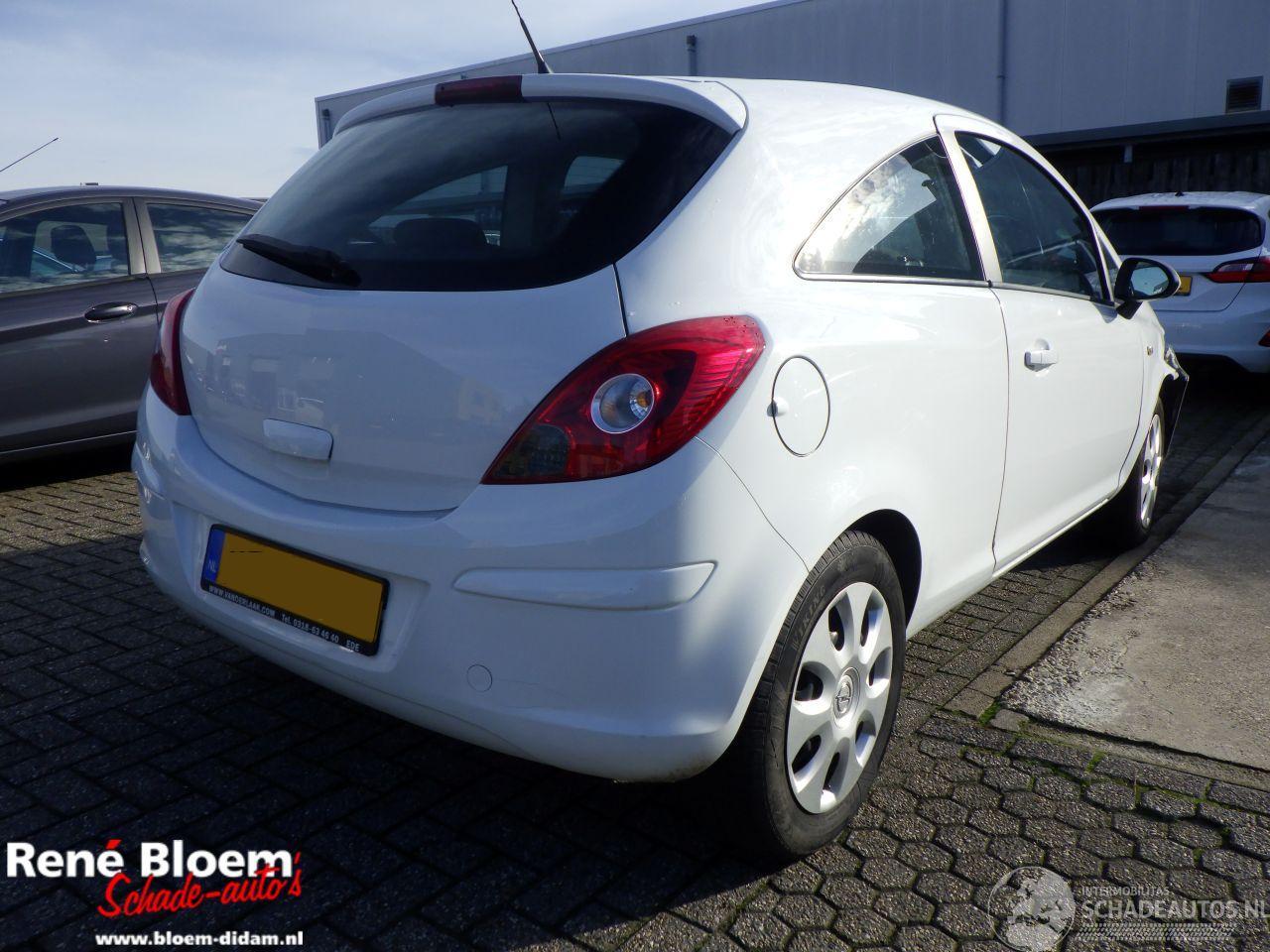 Opel Corsa 1.2 16V Edition Airco