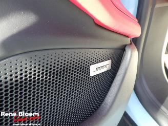 Porsche Taycan 4 Cross Turismo picture 17