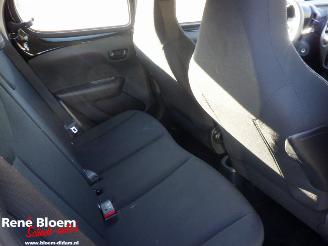 Peugeot 108 1.0 e-VTi Active 5drs picture 10