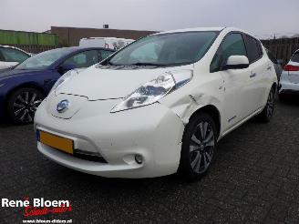 Schadeauto Nissan Leaf Tekna 24kwh Aut Navi 2014/7