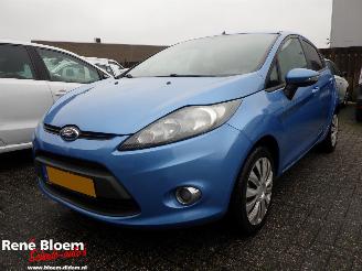 Coche accidentado Ford Fiesta 1.25 Trend 5drs Airco 2012/5