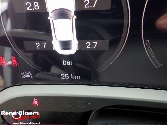 Porsche Taycan 4S 93kwh Full Option 570pk picture 17