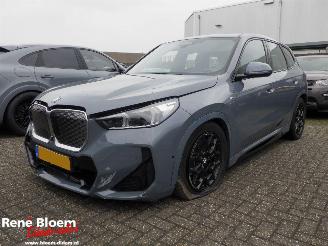 Voiture accidenté BMW iX1 eDrive20 67kWh 204pk M-pakket Automaat 2025/1